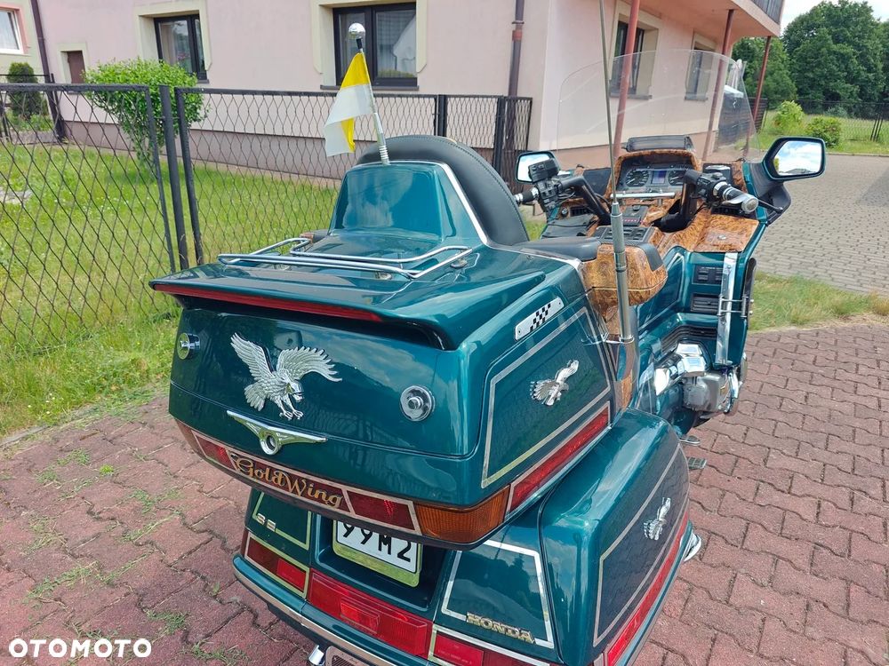 Honda GL - 9