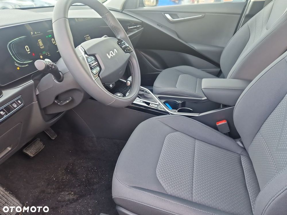 Kia Niro 1.6 GDI Hybrid M - 31