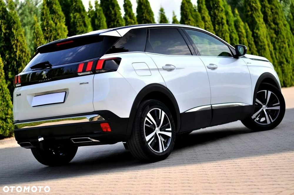 Peugeot 3008 1.2 PureTech Allure S&S - 17
