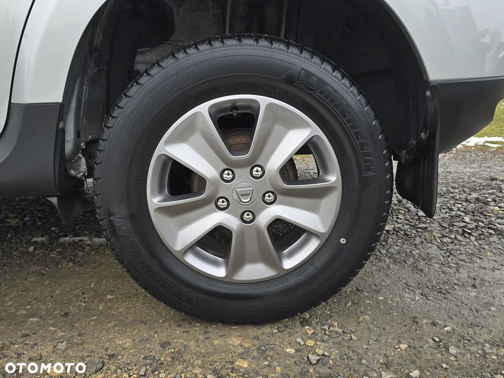 Dacia Duster 1.6 SCe Laureate S&S - 34