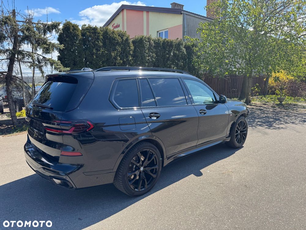 BMW X7 xDrive40d mHEV sport - 24