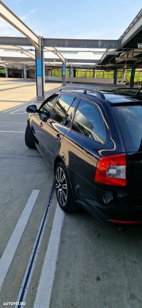 Skoda Octavia 1.6 TDI ELEGANCE DSG - 5
