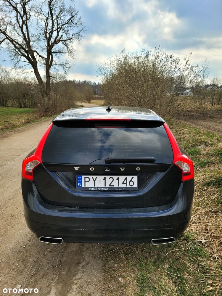 Volvo V60 D4 Drive-E Momentum - 4