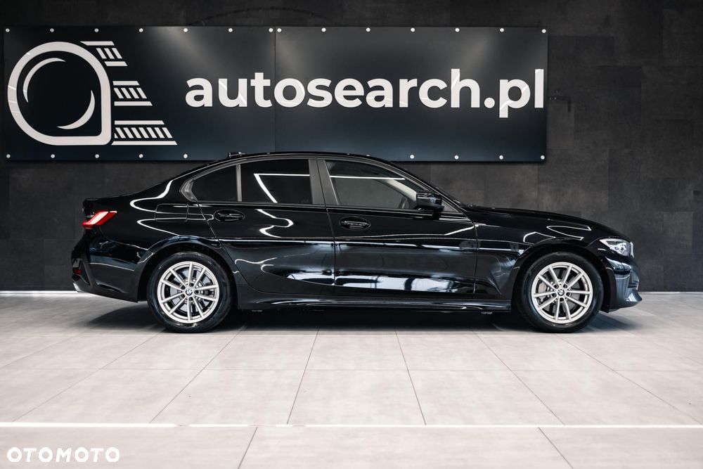 BMW Seria 3 330i Advantage - 9