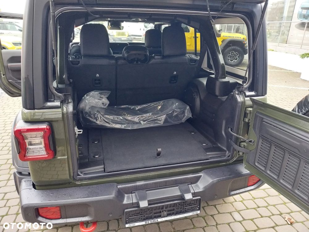 Jeep Wrangler - 7