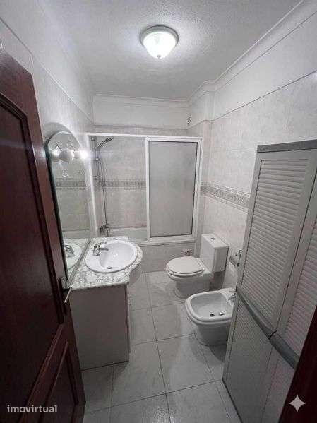 Apartamento T2 no Barreiro - Rua Aquilino Ribeiro, Alto do Seixalinho - Grande imagem: 5/6