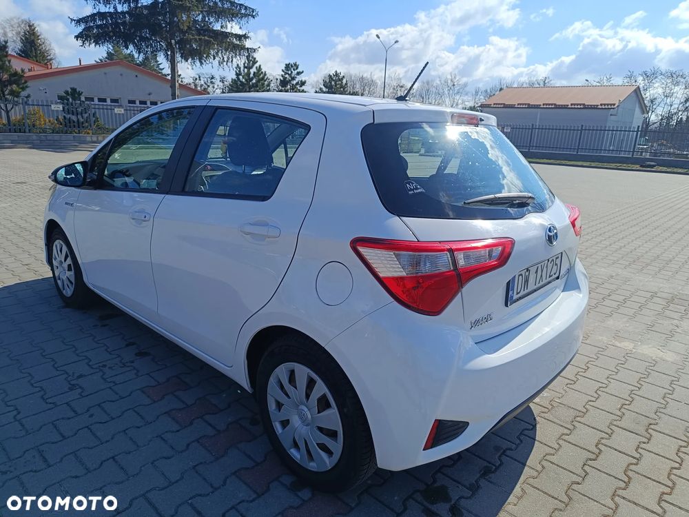 Toyota Yaris - 18