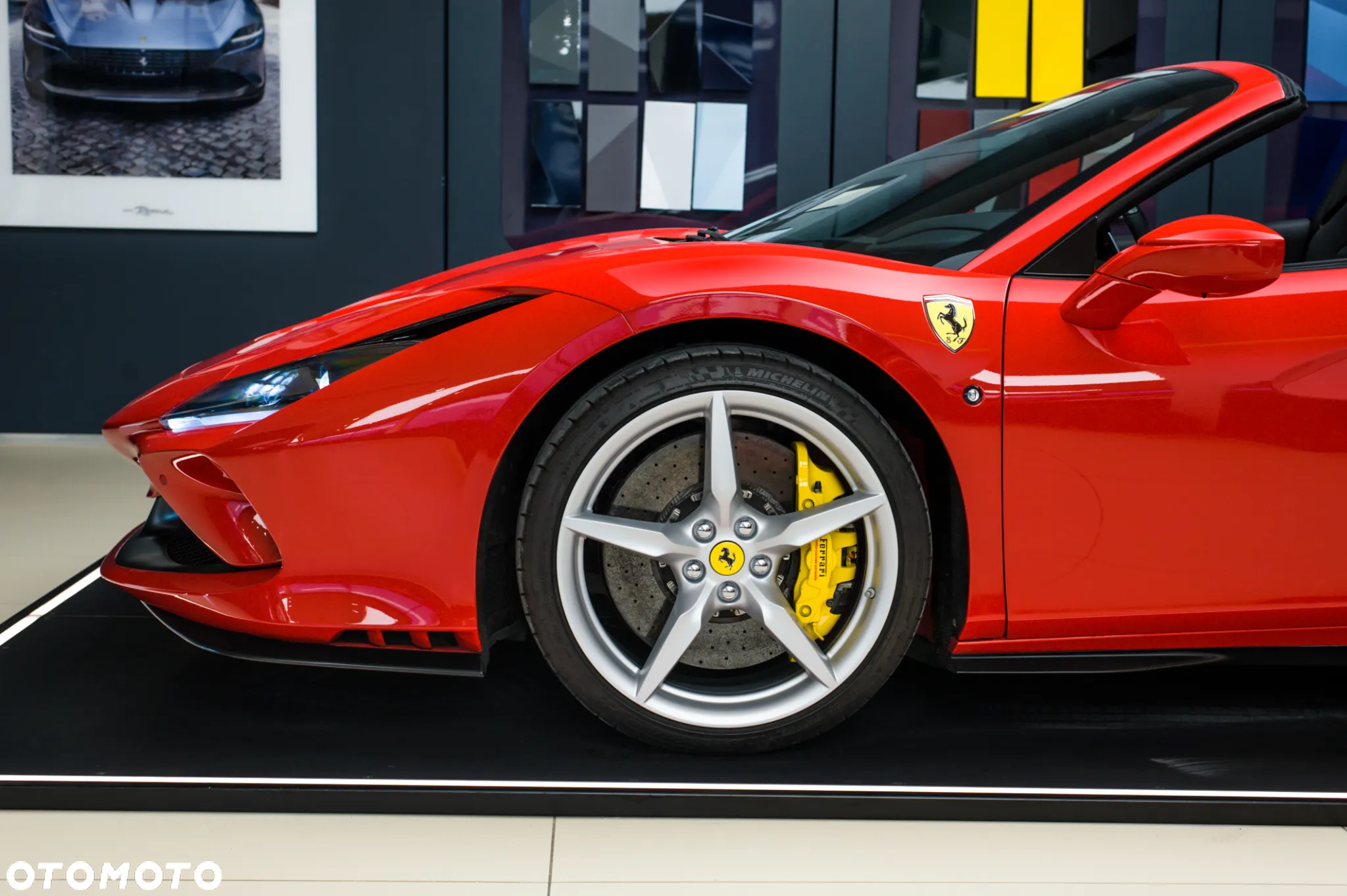 Ferrari F8 Spider - 4