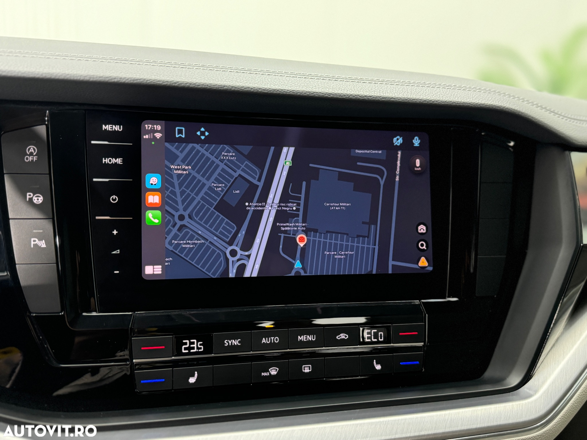 Volkswagen Touareg V6 TDI Elegance - 29