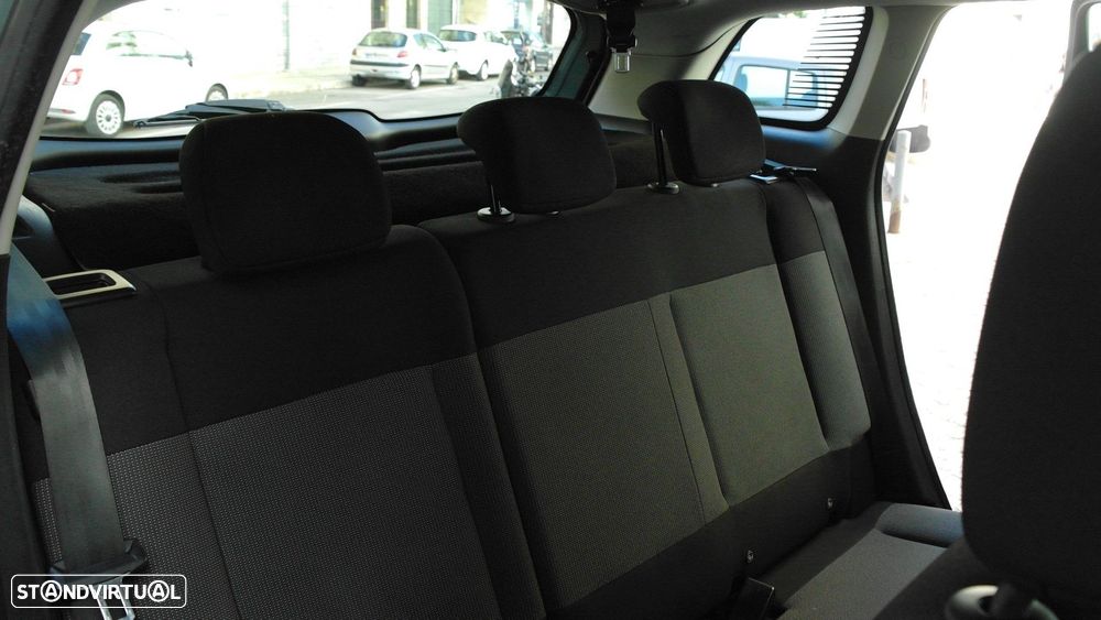 Citroën C3 Aircross 1.2 PureTech C-Series - 16