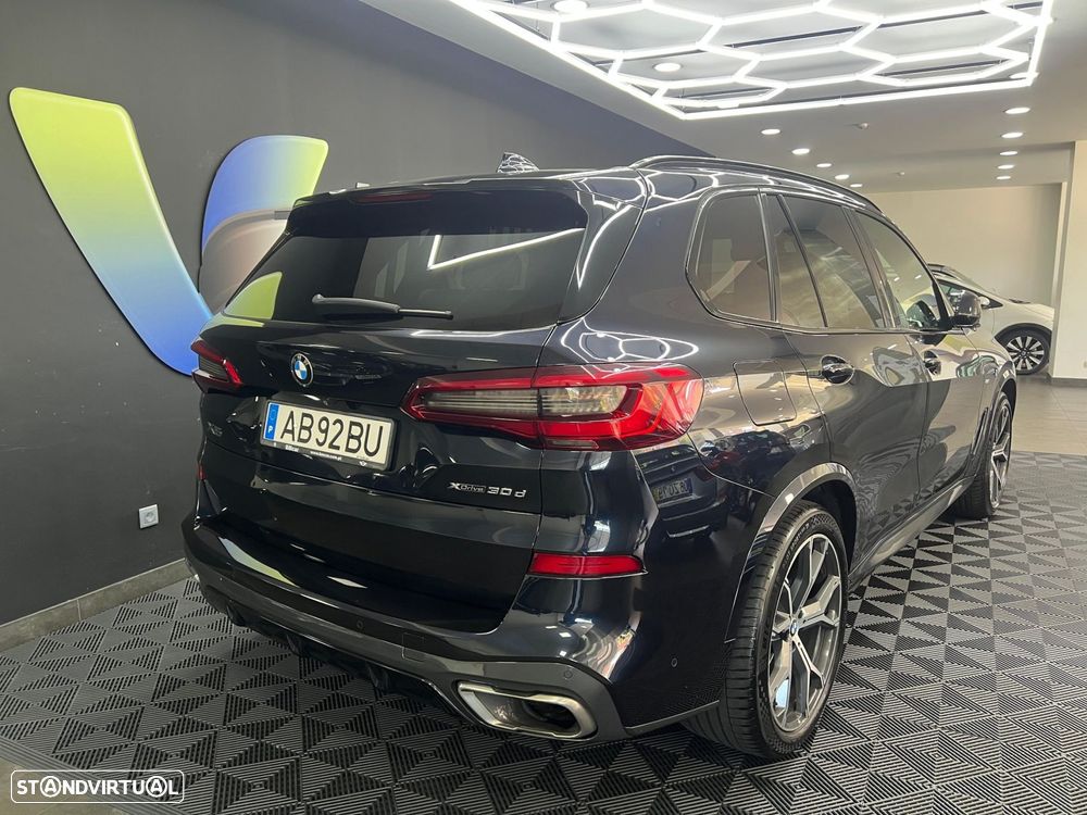 BMW X5 30 d xDrive Pack M 50 anos - 7