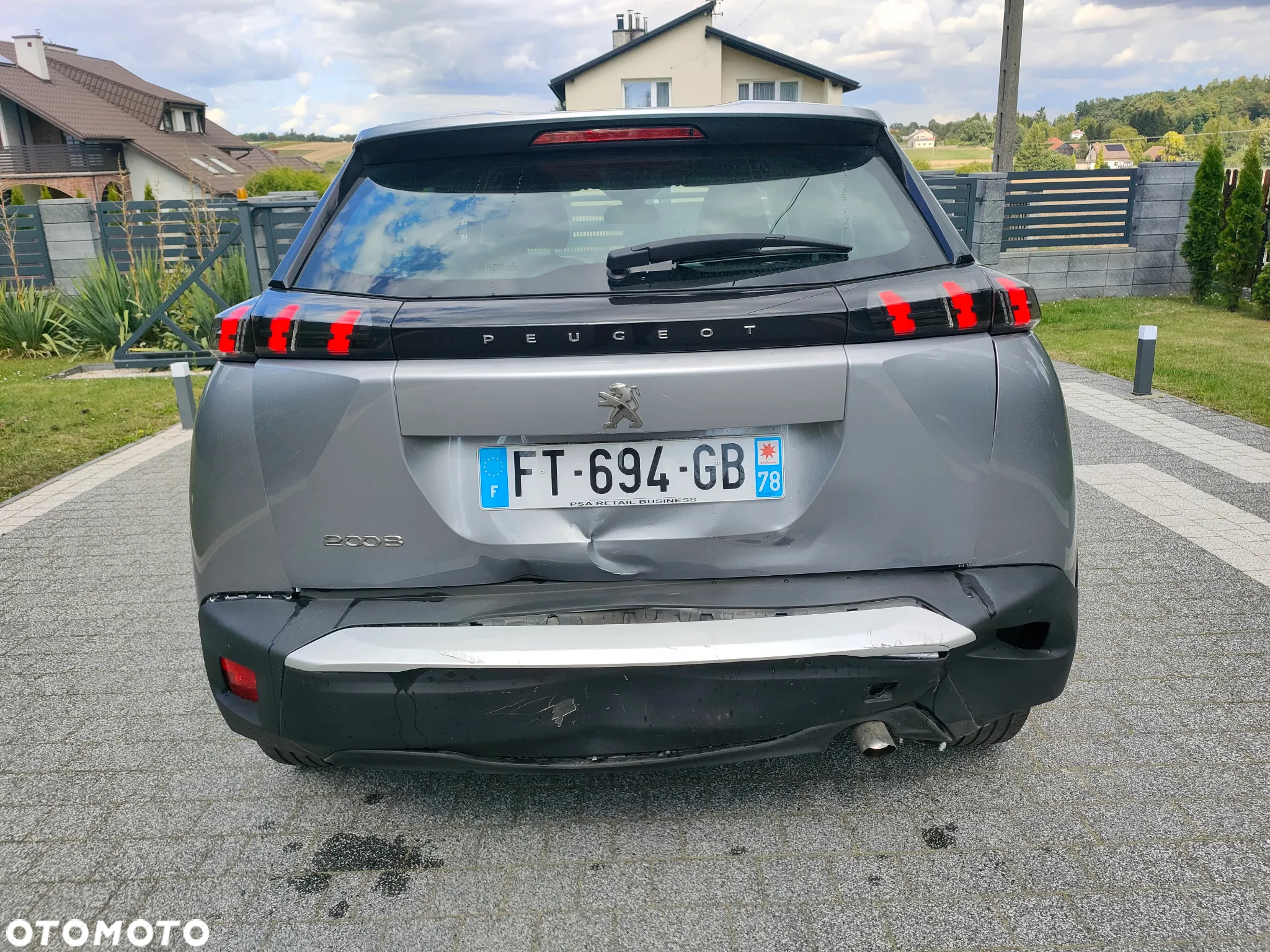 Peugeot 2008 - 12