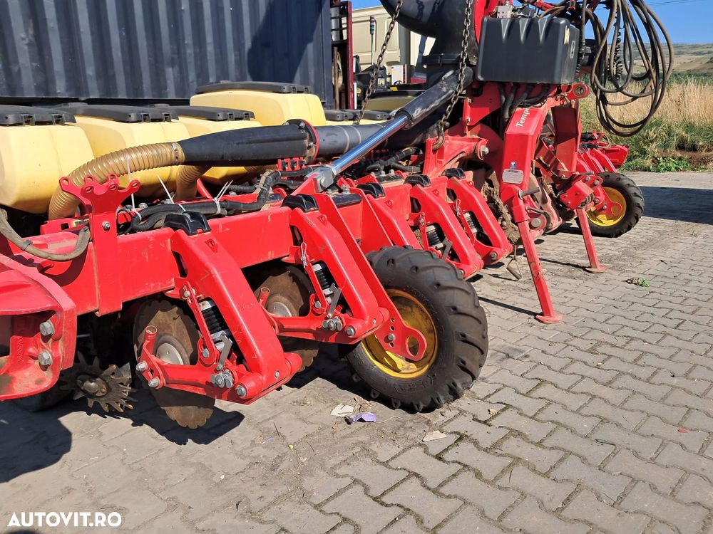 Vaderstad TEMPO TPV 12 SEMANATOARE PNEUMATICA DE PRECIZIE - 12