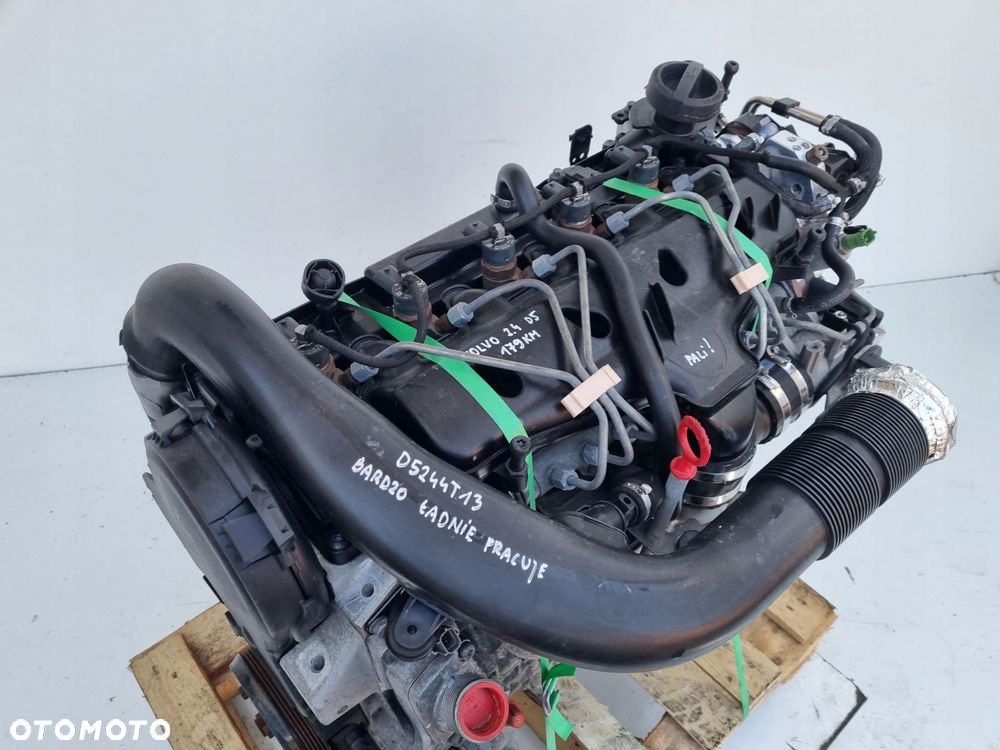 SILNIK Volvo V50 2.4 D5 179KM 04-12r D5244T8 D5244T13 - 5