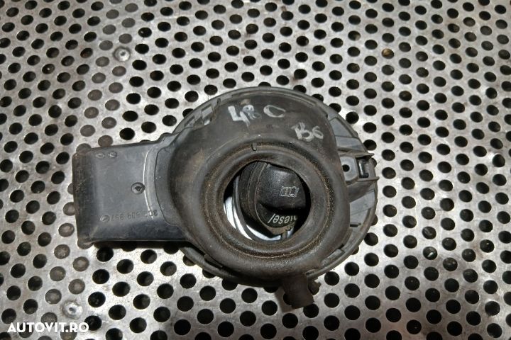 Usita rezervor 3C9809857 3C9809857 Volkswagen VW Passat B6 [2005 - 20 - 2