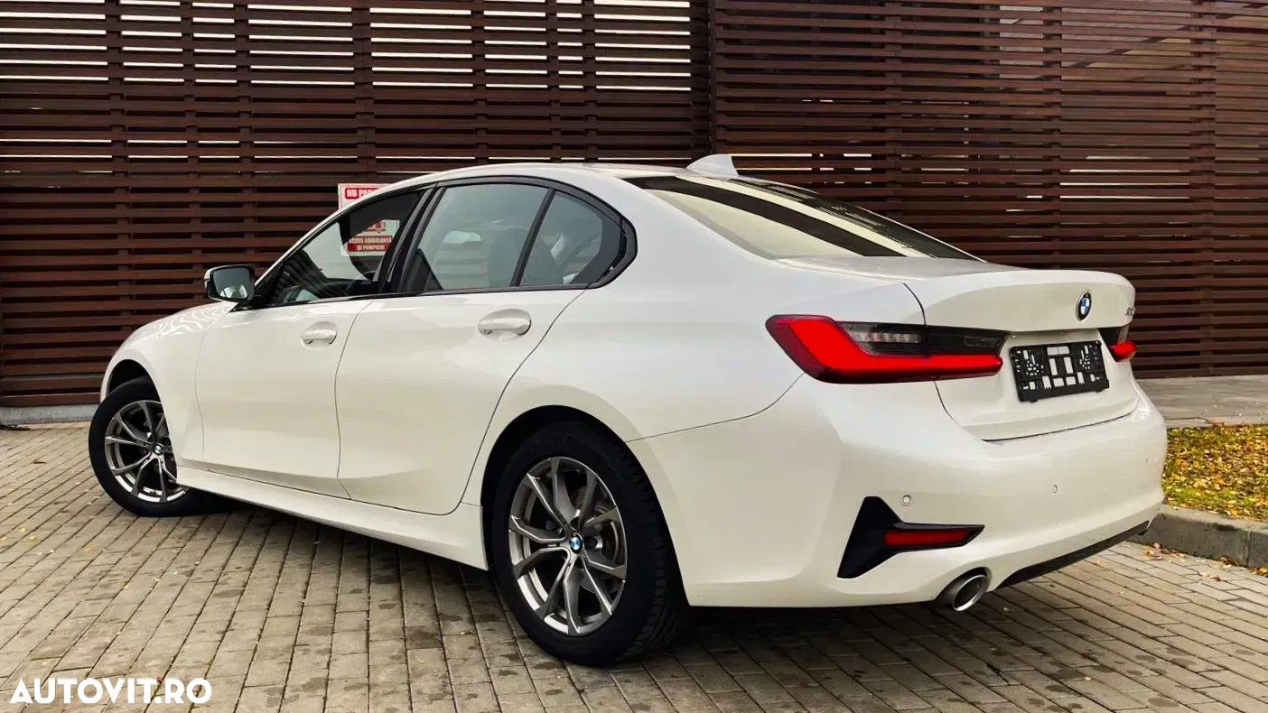 BMW Seria 3 320d Aut. Sport Line - 11