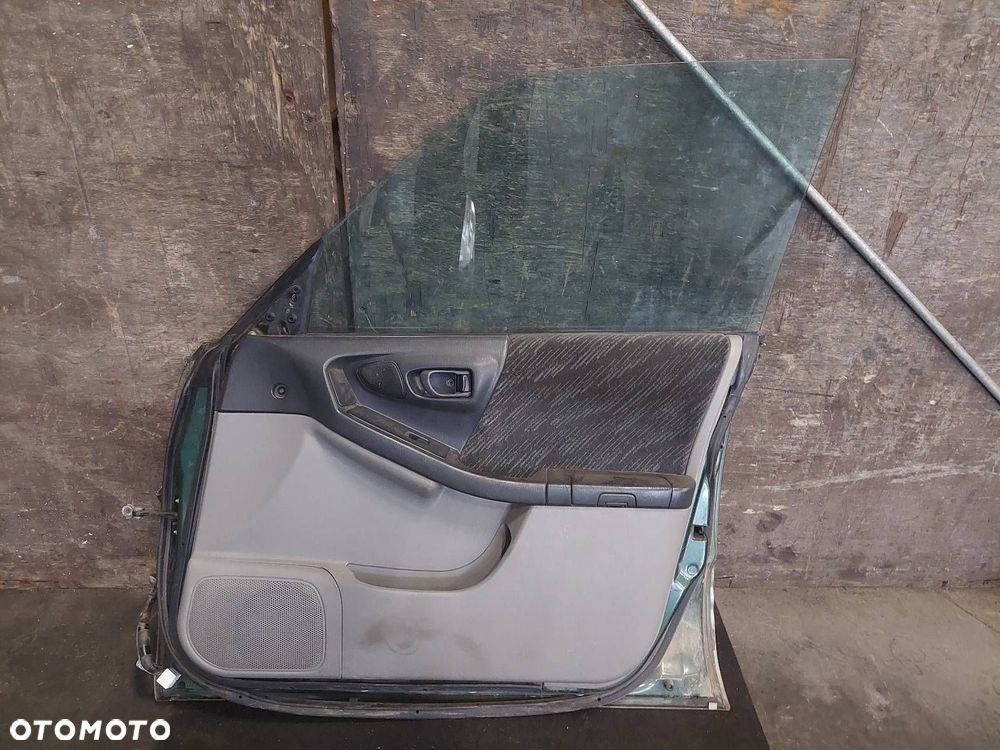DRZWI KOMPLETNE PRAWY PRZÓD SUBARU FORESTER I LIFT 0A6 - 9