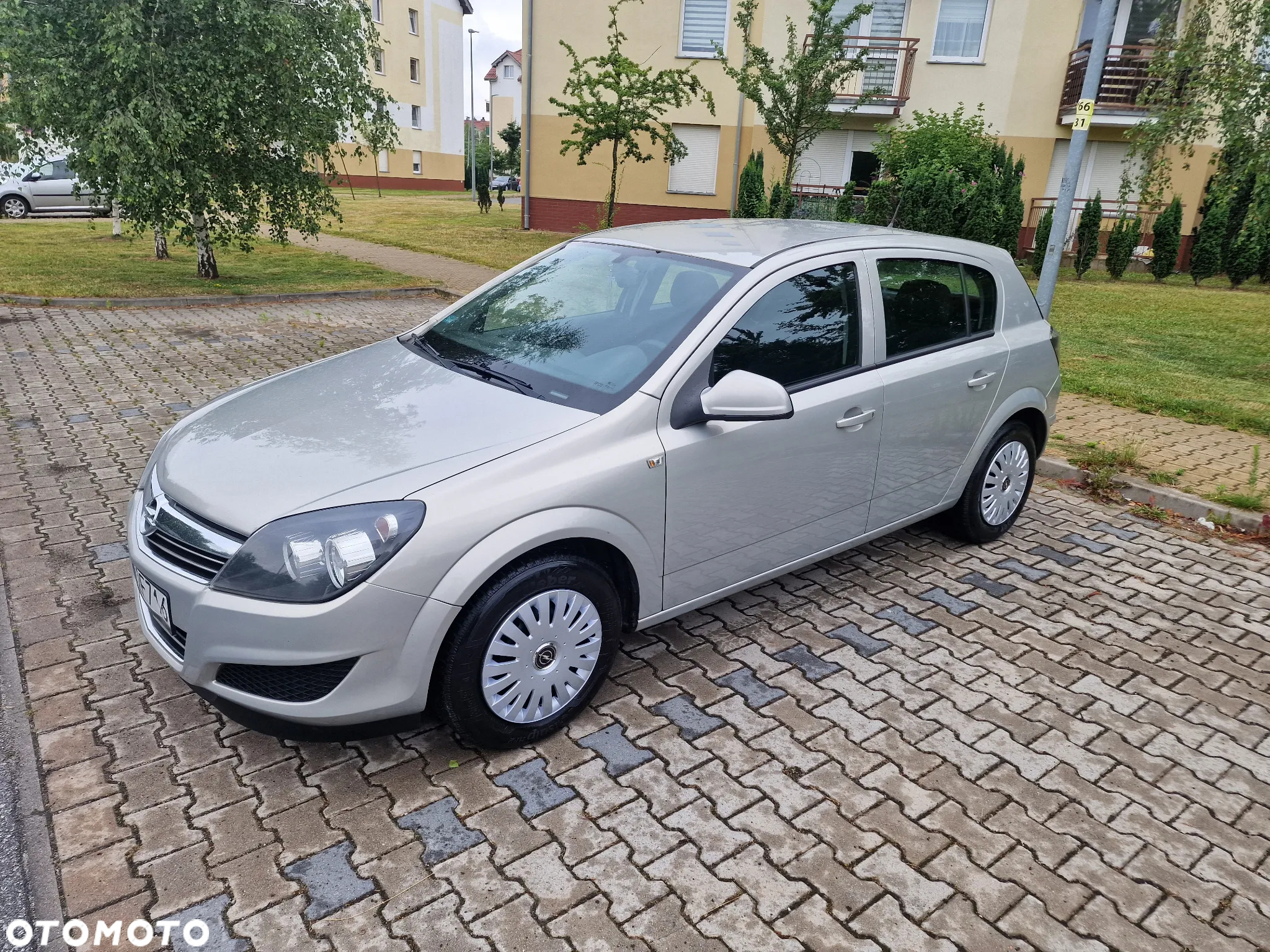 Opel Astra III 1.4 - 13