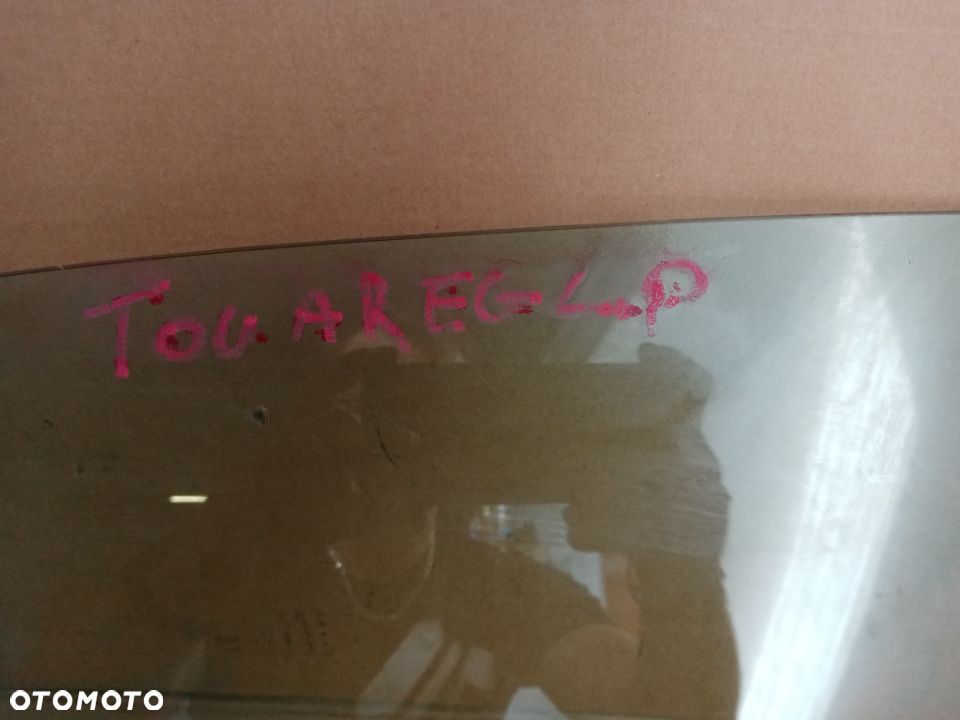 Szyba lewy przód przednia lewa VW Touareg AS2 04r - 5