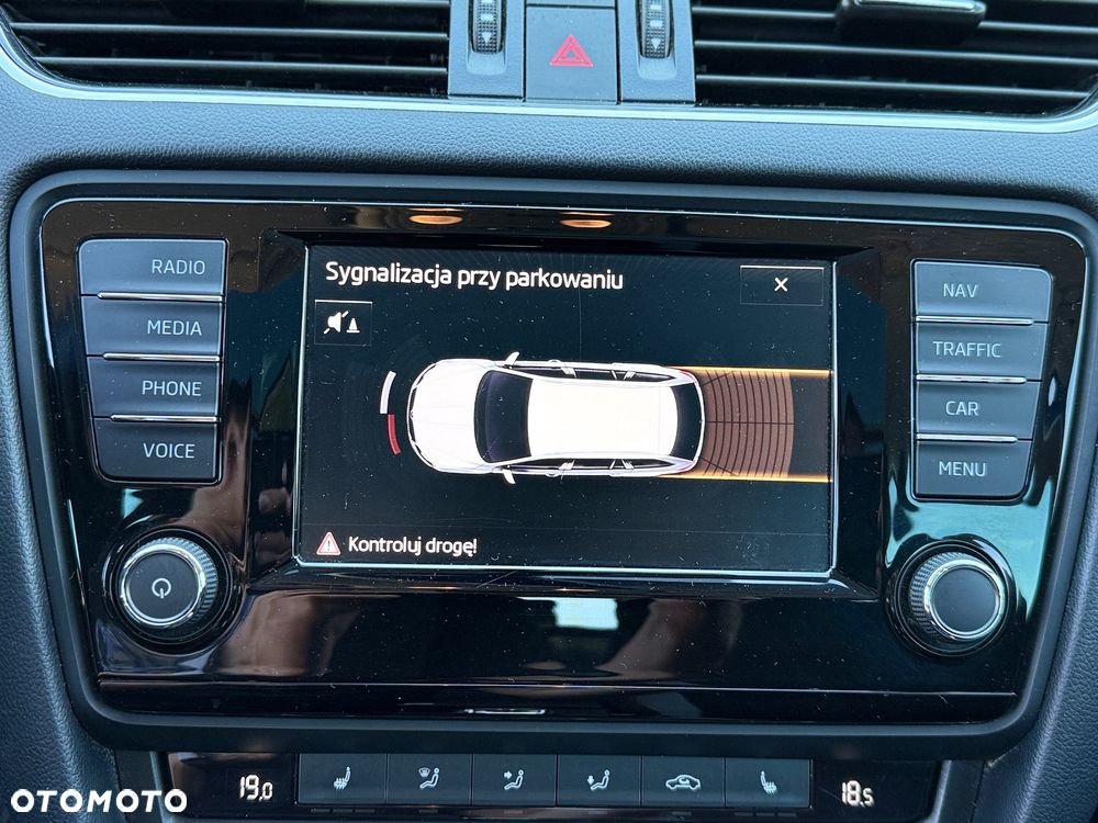 Skoda Octavia 1.4 TSI Joy DSG - 31