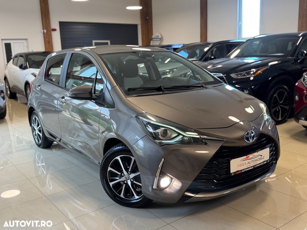 Toyota Yaris ver-1-5-vvt--i-hsd-sol - 3