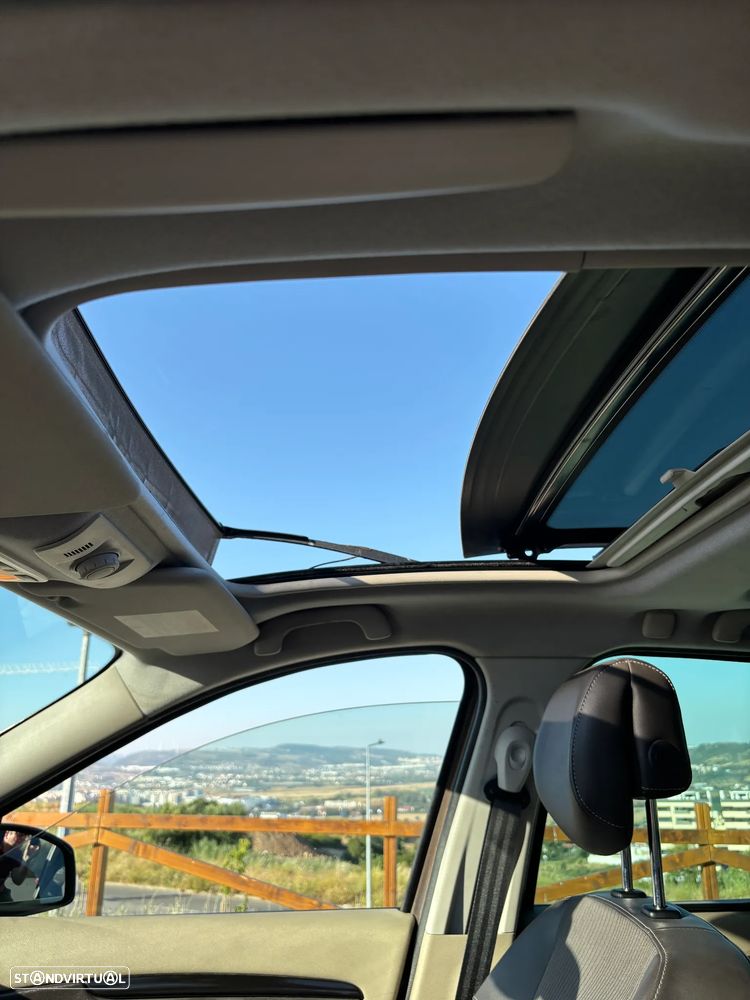 Renault Grand Scénic 1.5 dCi Luxe 7L - 9