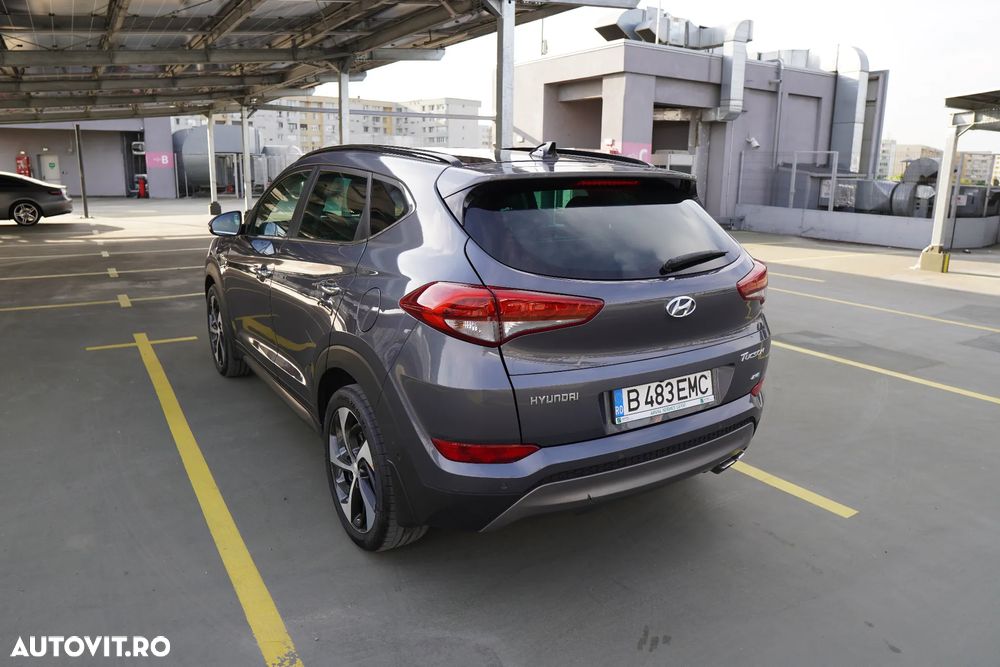 Hyundai Tucson 2.0 CRDI 4WD 6AT Luxury Pack+ - 12