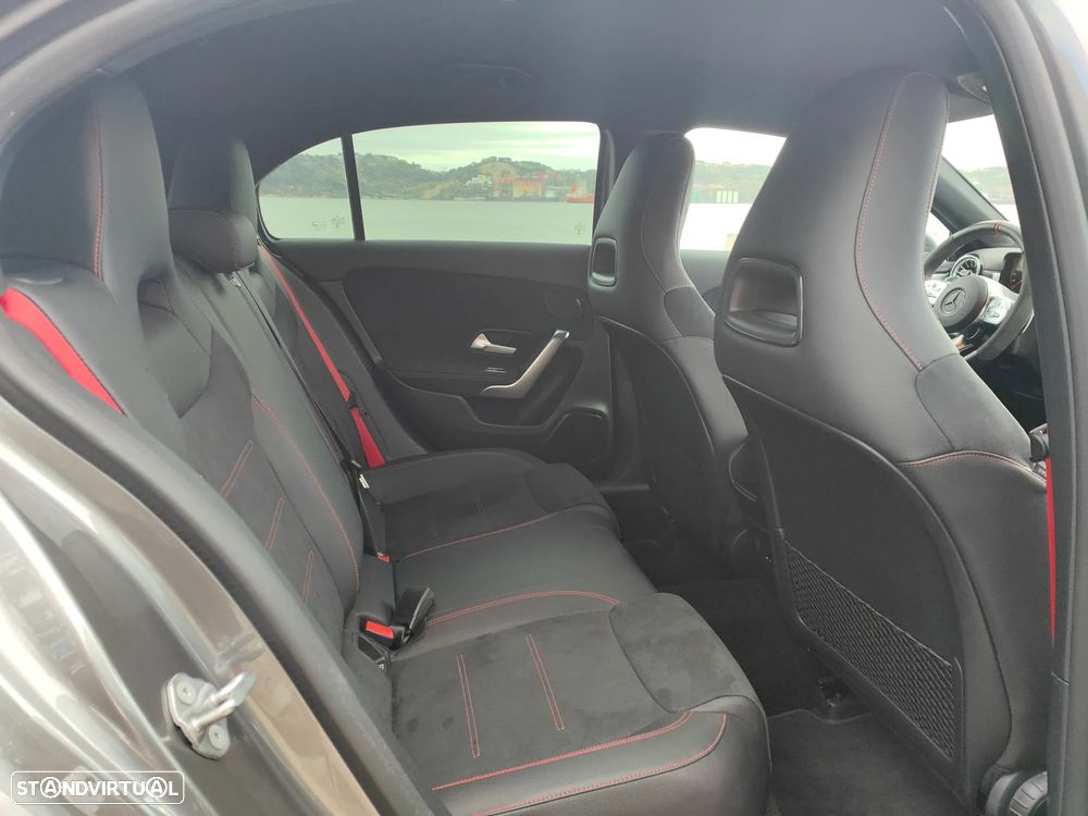Mercedes-Benz A 45 AMG S 4Matic+ Speedshift DCT 8G Line Premium - 8