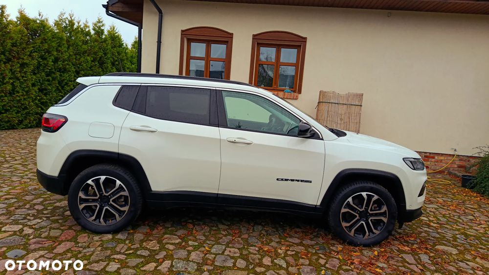 Jeep Compass - 11