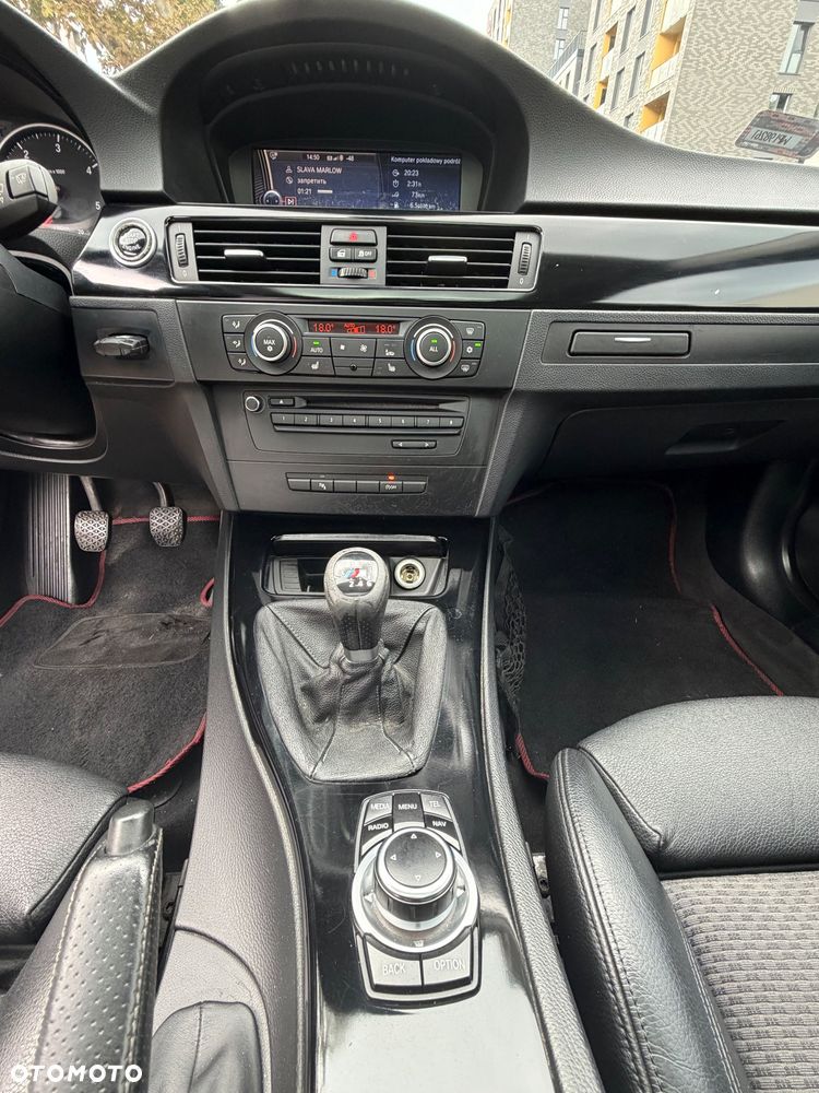 BMW Seria 3 320d Efficient Dynamics - 16