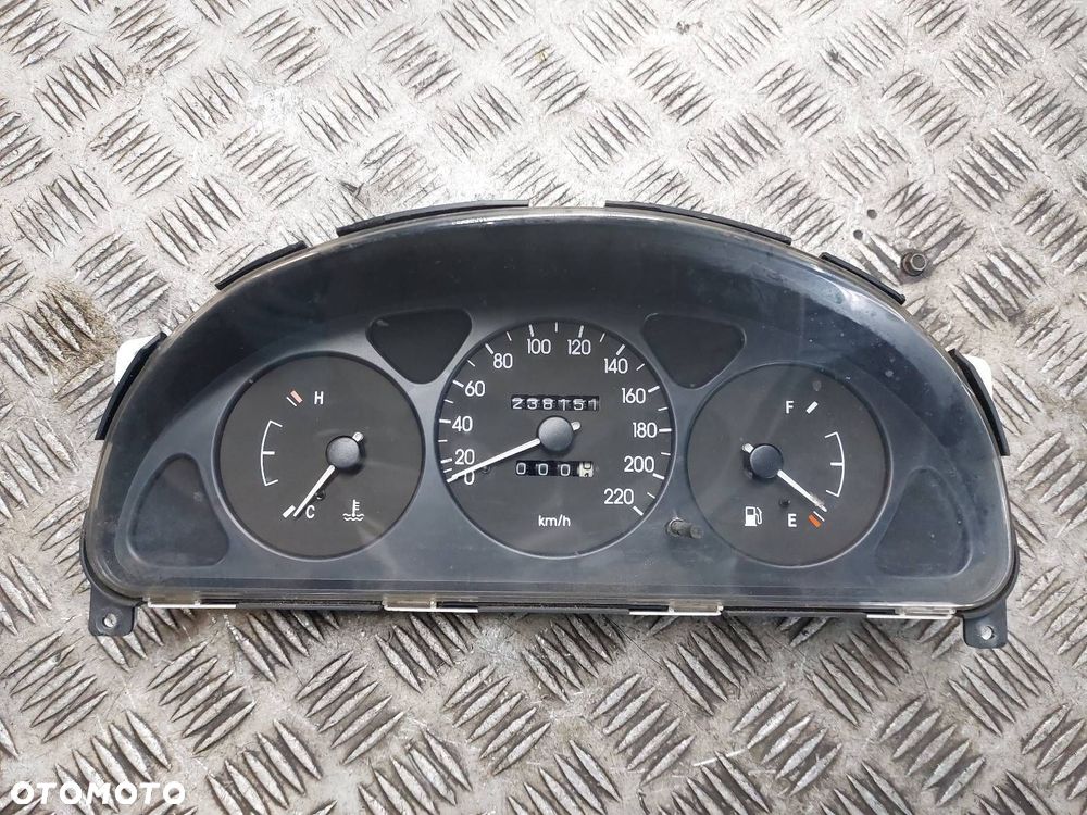 LICZNIK ZEGARY DAEWOO LANOS 1.3 8V 96281671 ID: 237757 - 1