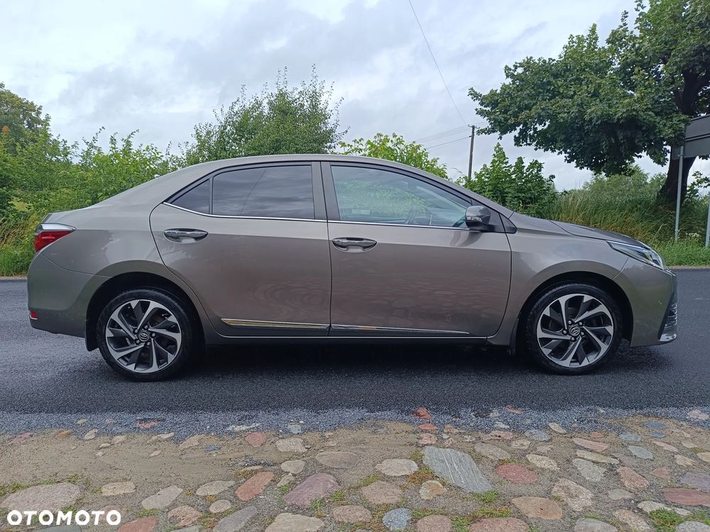 Toyota Corolla 1.6 Prestige MS - 16
