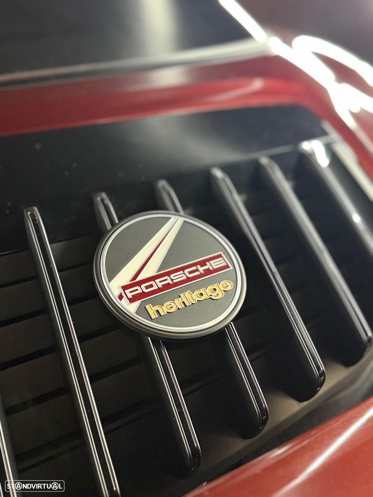 Porsche 911 (992) Targa 4S Heritage Design - 47