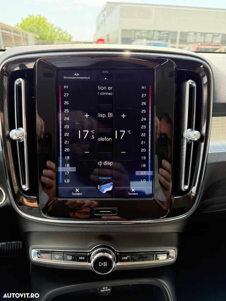 Volvo XC 40 T5 Twin Engine DKG Momentum Pro - 20
