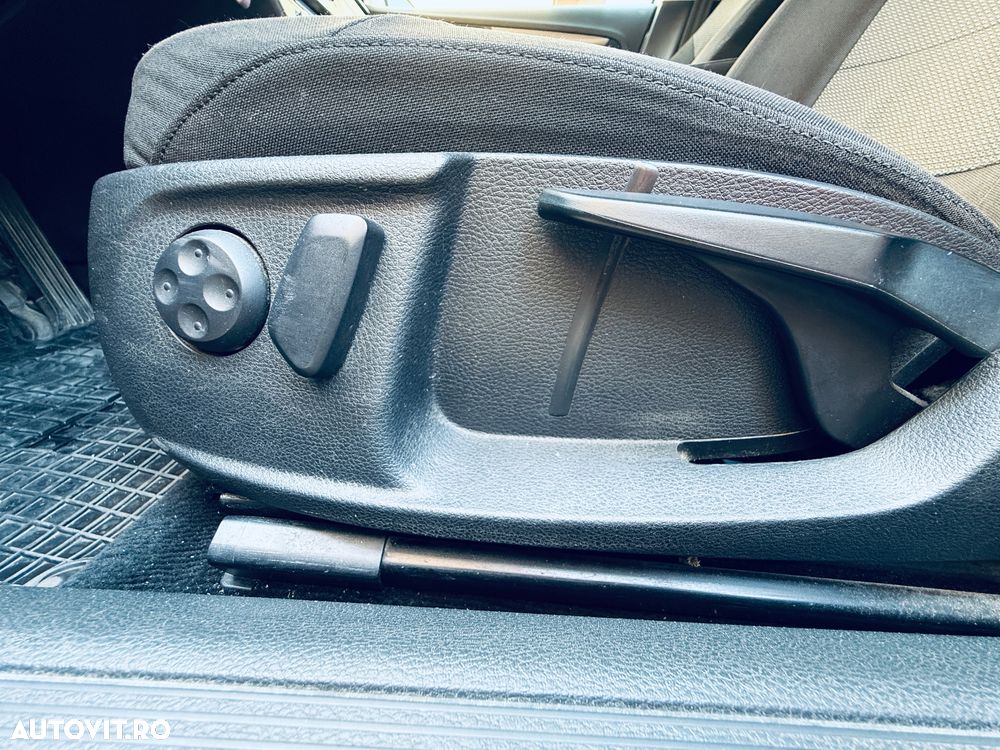 Volkswagen Passat - 23