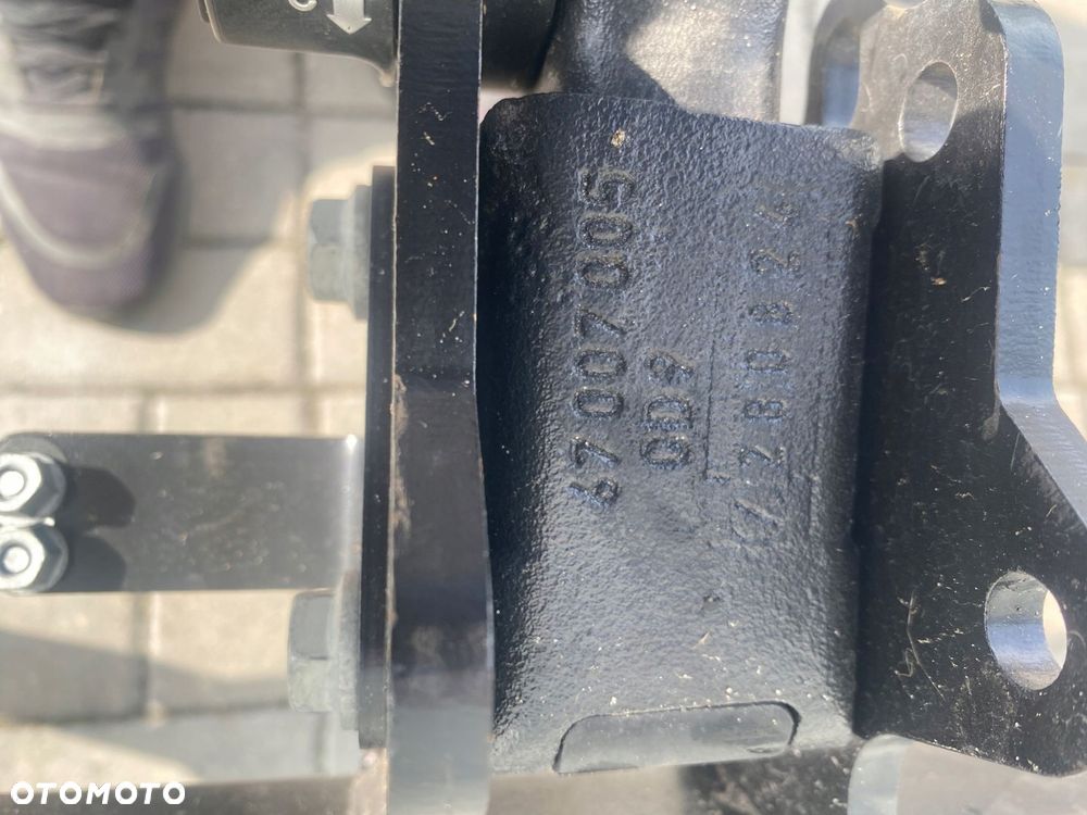 belka hak holowniczy skoda enyaq iv eu - 9