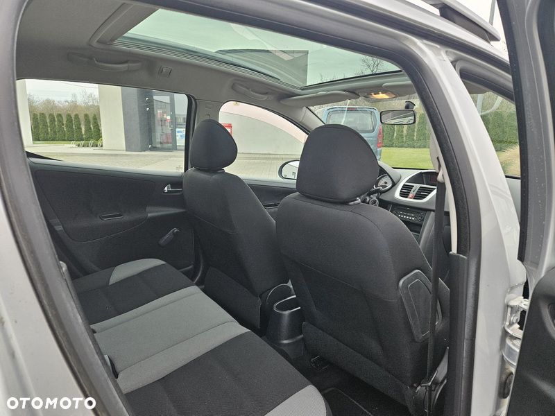 Peugeot 207 1.4 16V Sporty - 7