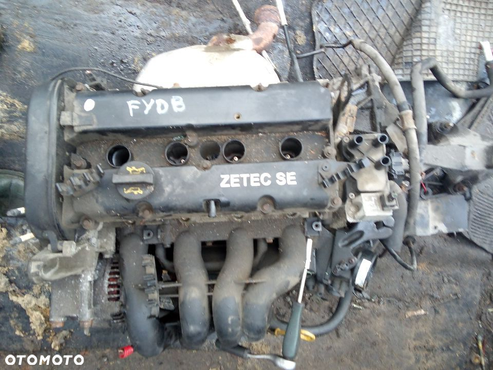 Ford  focus 1,6 16V silnik FYDB - 2