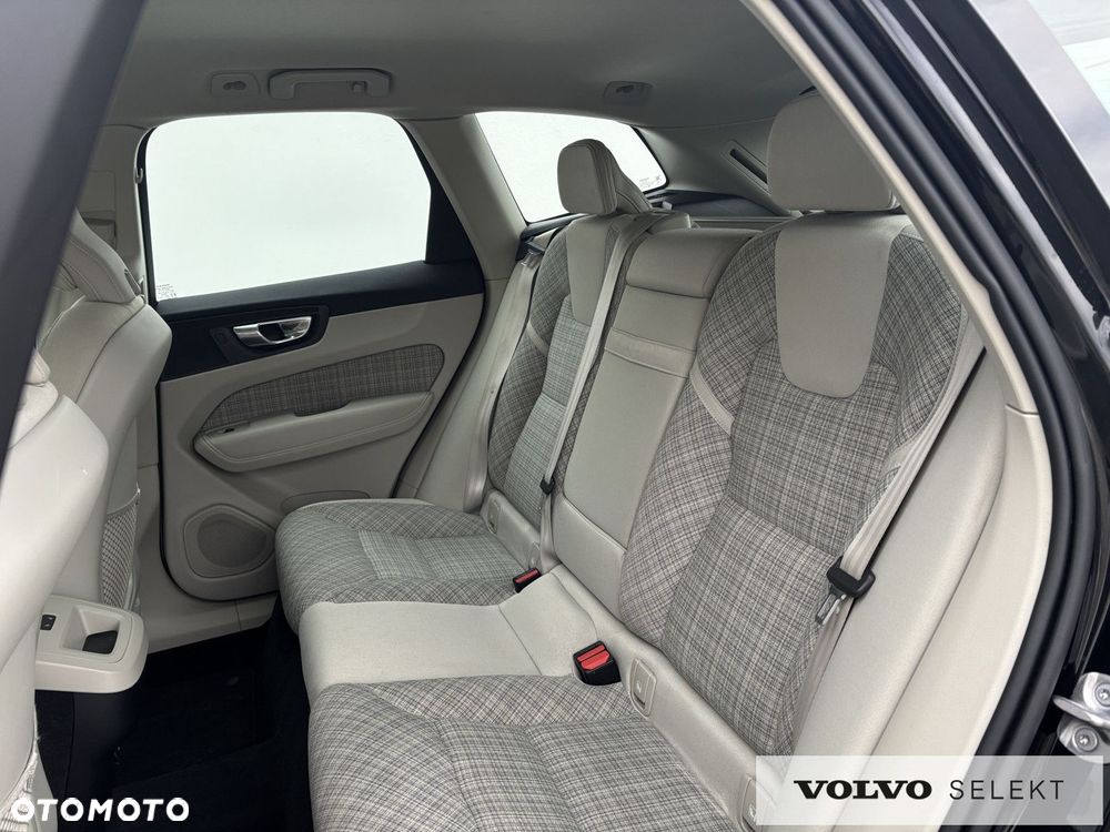 Volvo XC 60 - 22