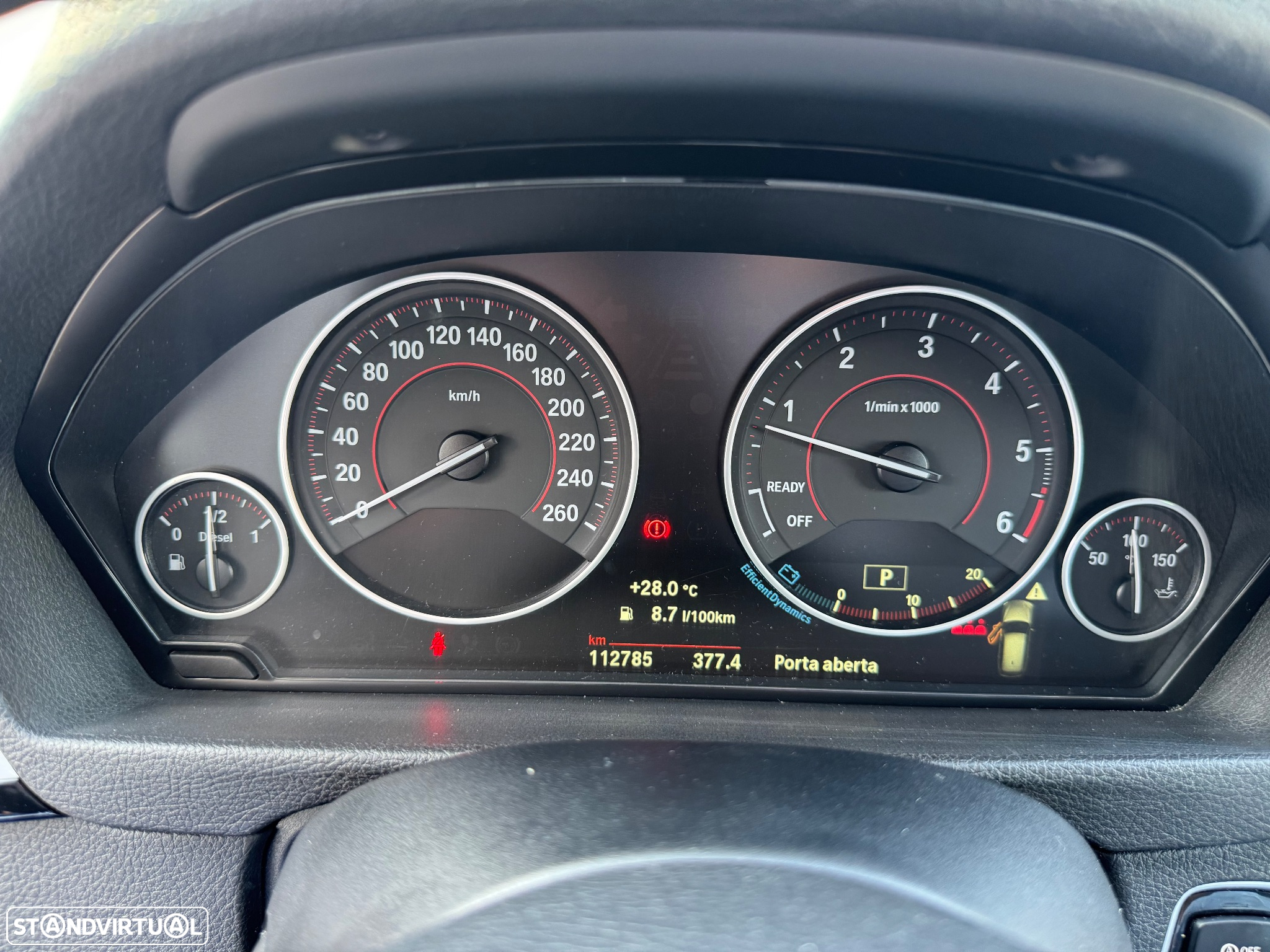 BMW 318 d Touring Auto - 9