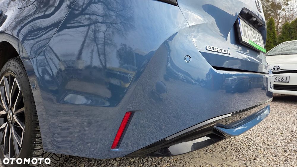 Toyota Corolla 2.0 Hybrid Executive - 7