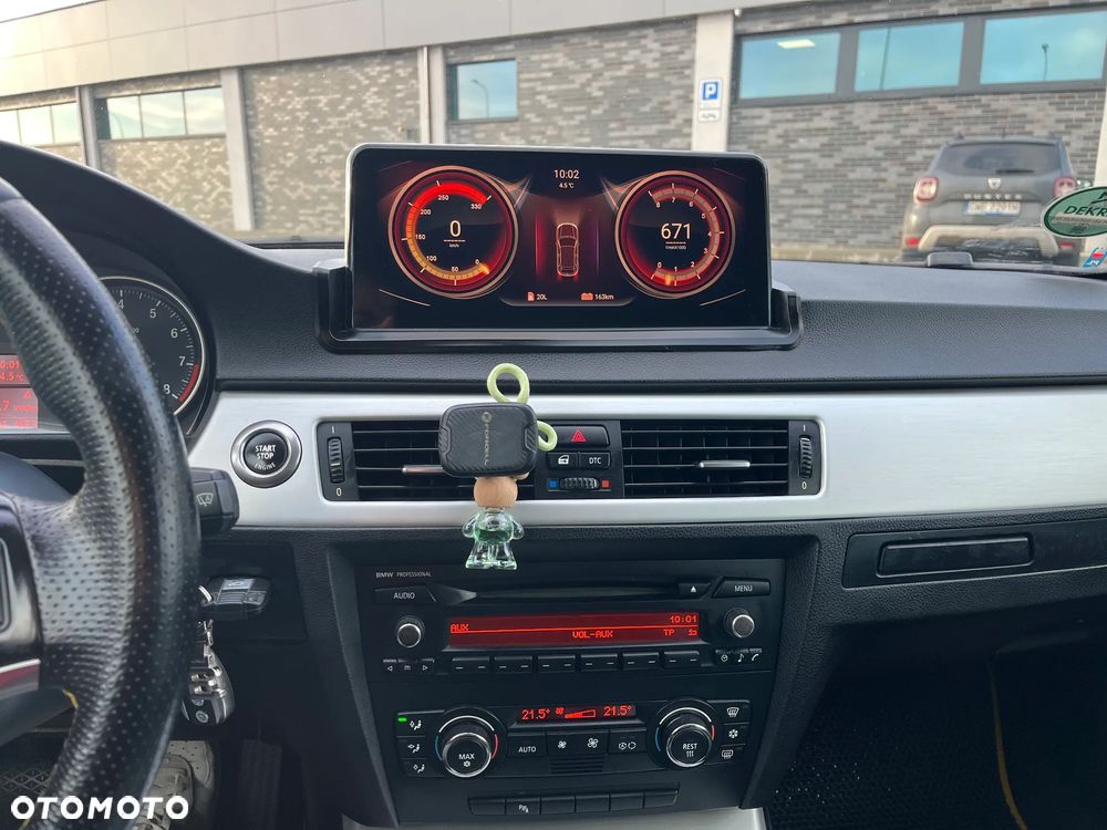 BMW Seria 3 325i - 9