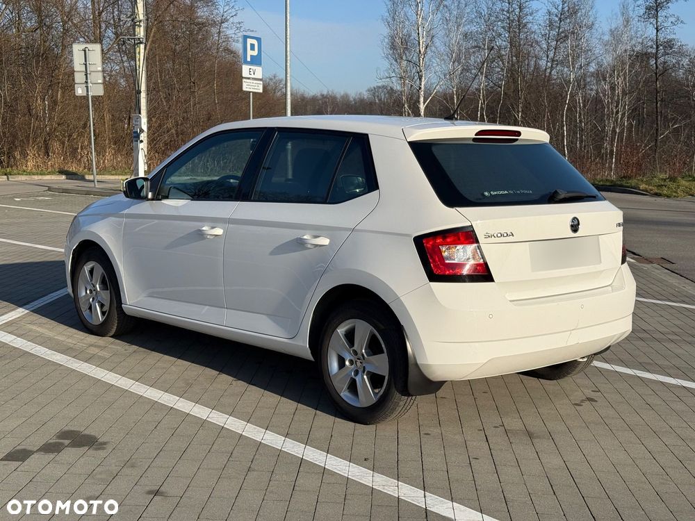 Skoda Fabia 1.0 Ambition - 11