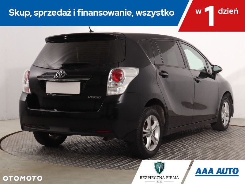 Toyota Verso - 7