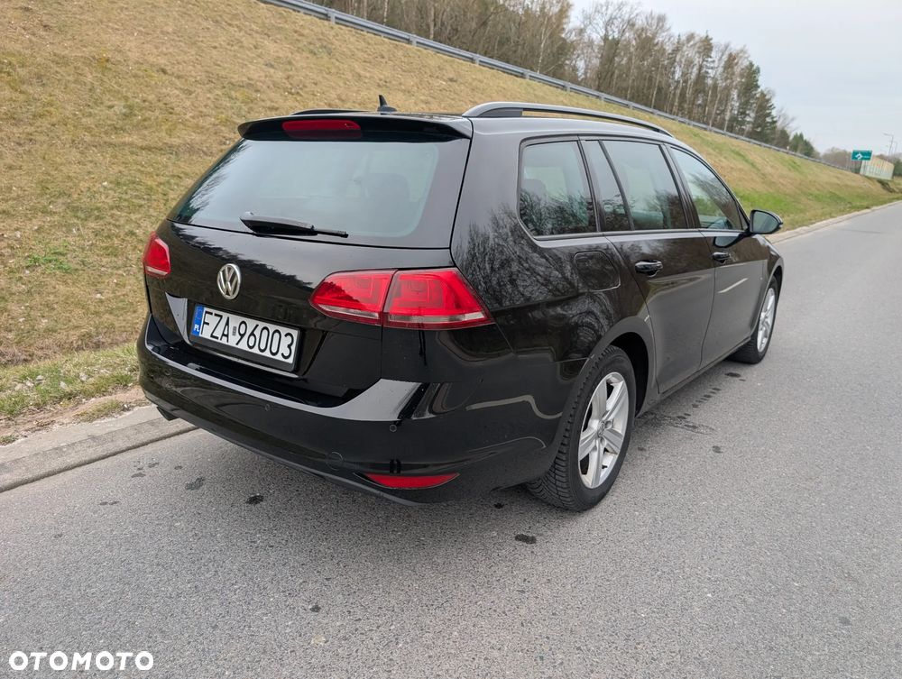 Volkswagen Golf 1.6 TDI BlueMotion Technology Comfortline - 8