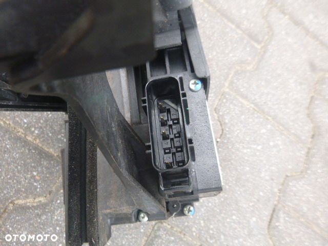 CENTRALNY ZAMEK PRAWY TYŁ PRAWY TYLNY FORD FIESTA MK6 02-08 4 PINY - 7