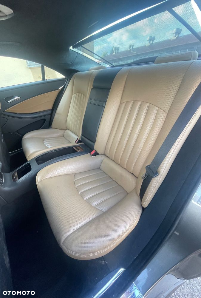 Mercedes-Benz CLS 320 CDI - 16