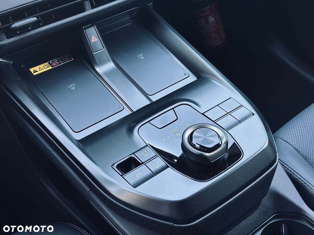 Toyota bZ4X 73.1kWh Executive - 29