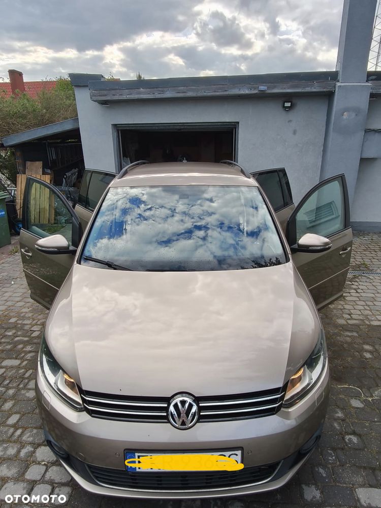 Volkswagen Touran - 29