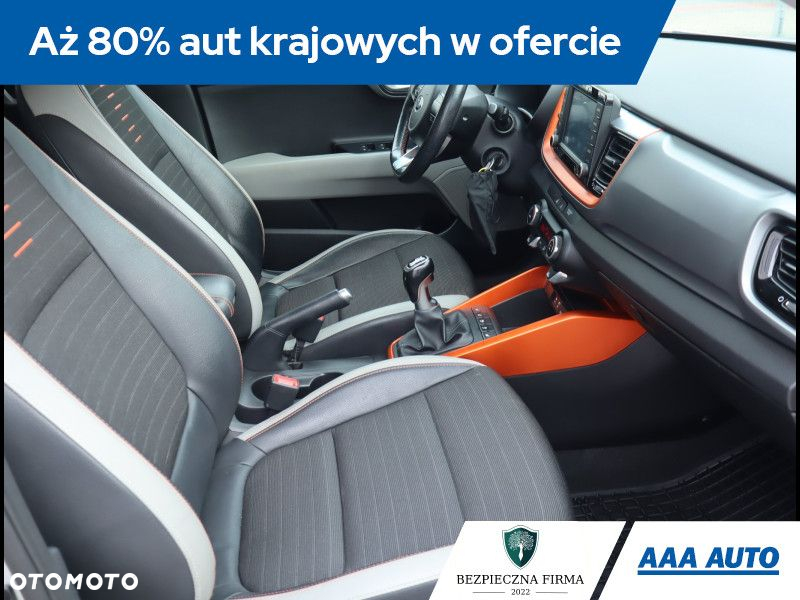 Kia Stonic - 10